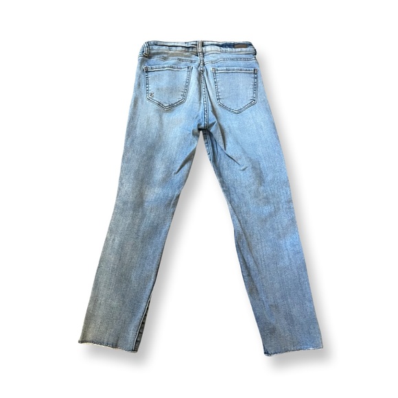 Kut From The Kloth Distressed Crop Straight leg Jeans, size 4 - Picture 2 of 8